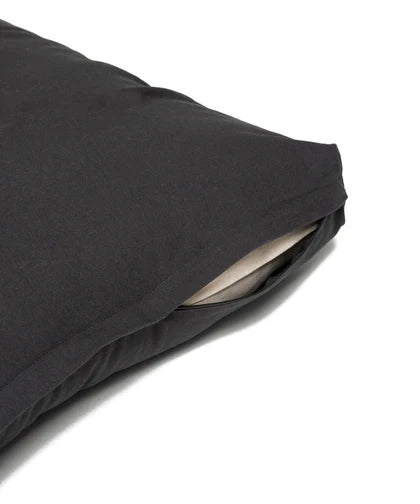 b, coussin demi-lune en coton zabuton 